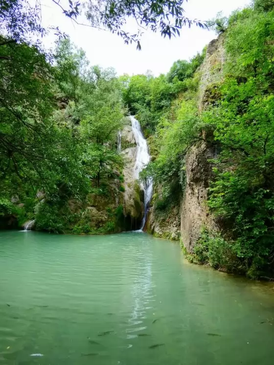 Екскурзия до Хотнишкия водопад и Велико Търново от Силист...