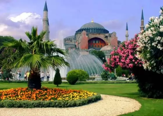 Екскурзия до Истанбул самолетна - 4 дни