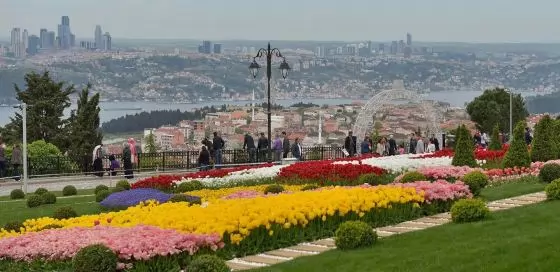 Истанбул - Одрин - за фестивала на лалетата