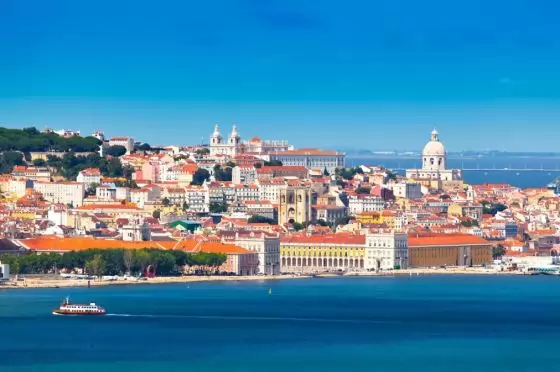 Майски празници в Лисабон - Португалия, Дати: 1-4 май, са...