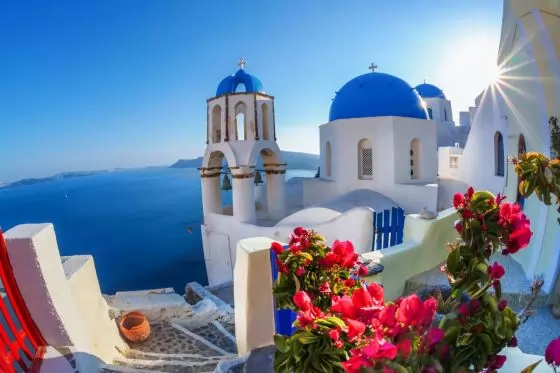 Майски празници на о. Санторини, Гърция със самолет от Со...